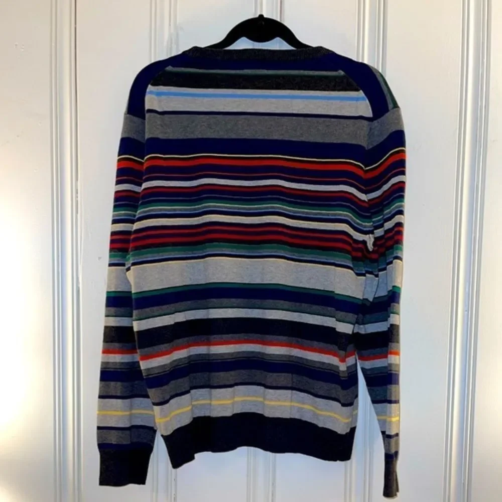 Like New!  Izod Mens V‎ Neck Sweater Size L